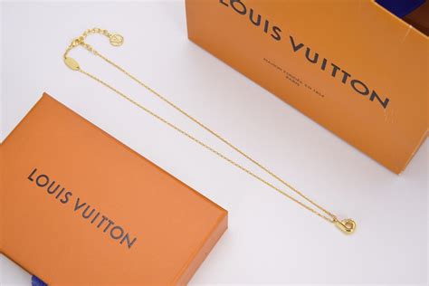 LV & me necklace, letter b